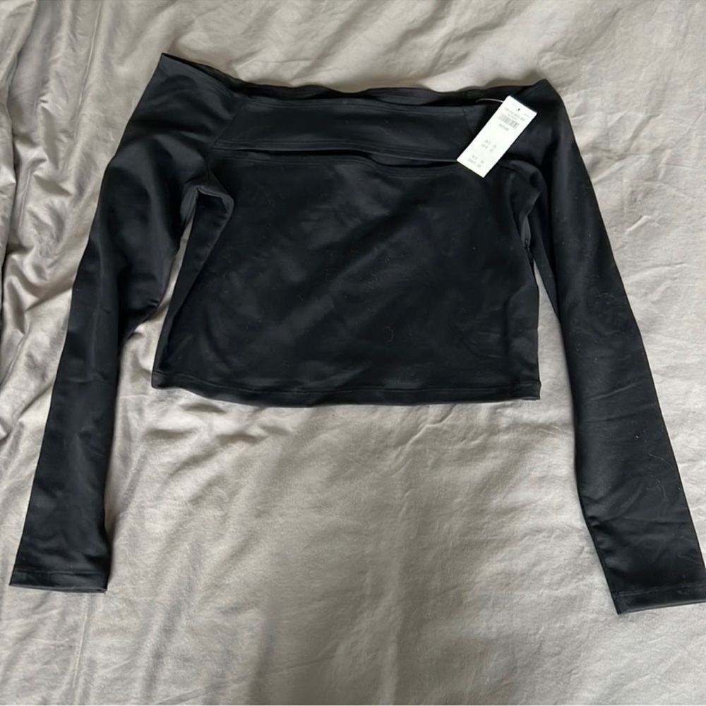 Abercrombie Off the Shoulder Crop Top